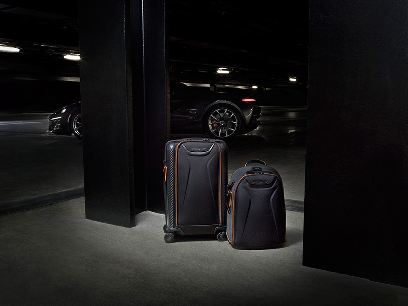 مجموعة فاخرة محدودة الإصدار من TUMI  احتفالاً بمرور 60 عاماً على تأسيس McLaren